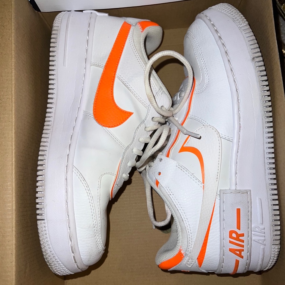 Lim edition “Total Orange” shadow airforces